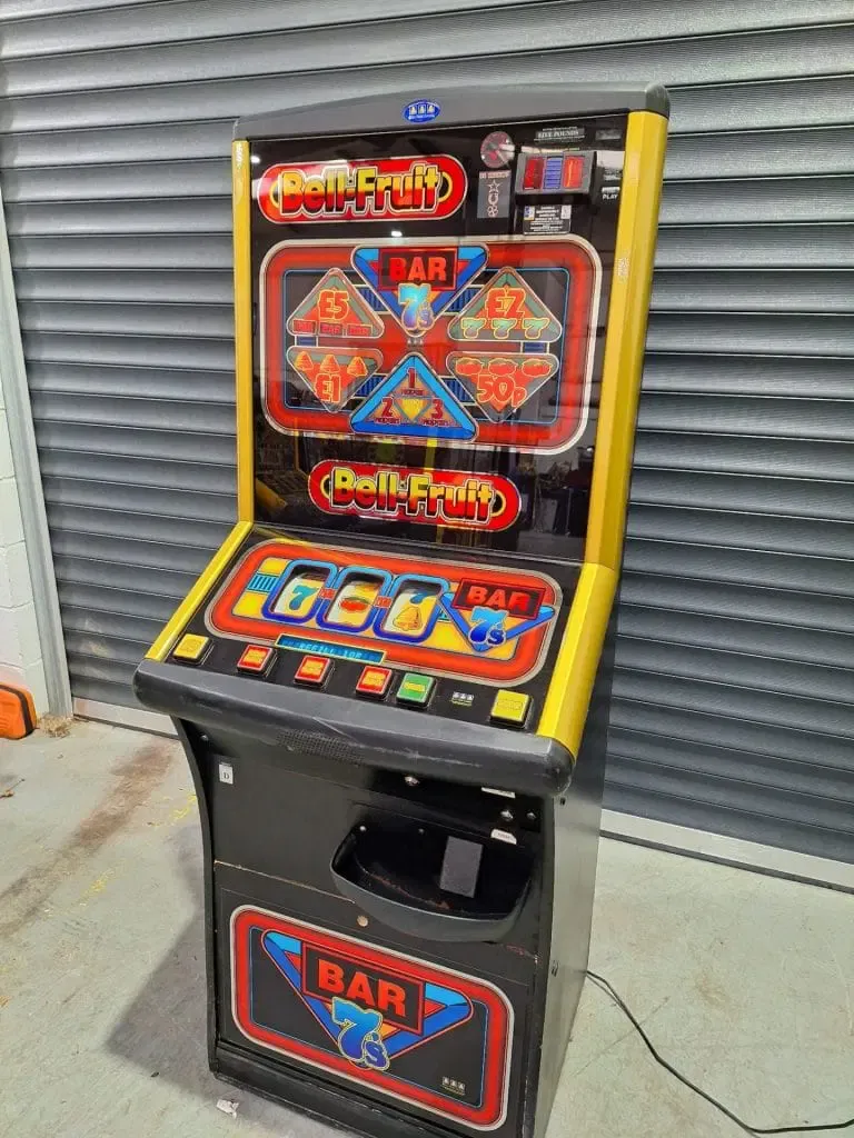 Vintage fruit machine paytable showing high symbol payout multipliers